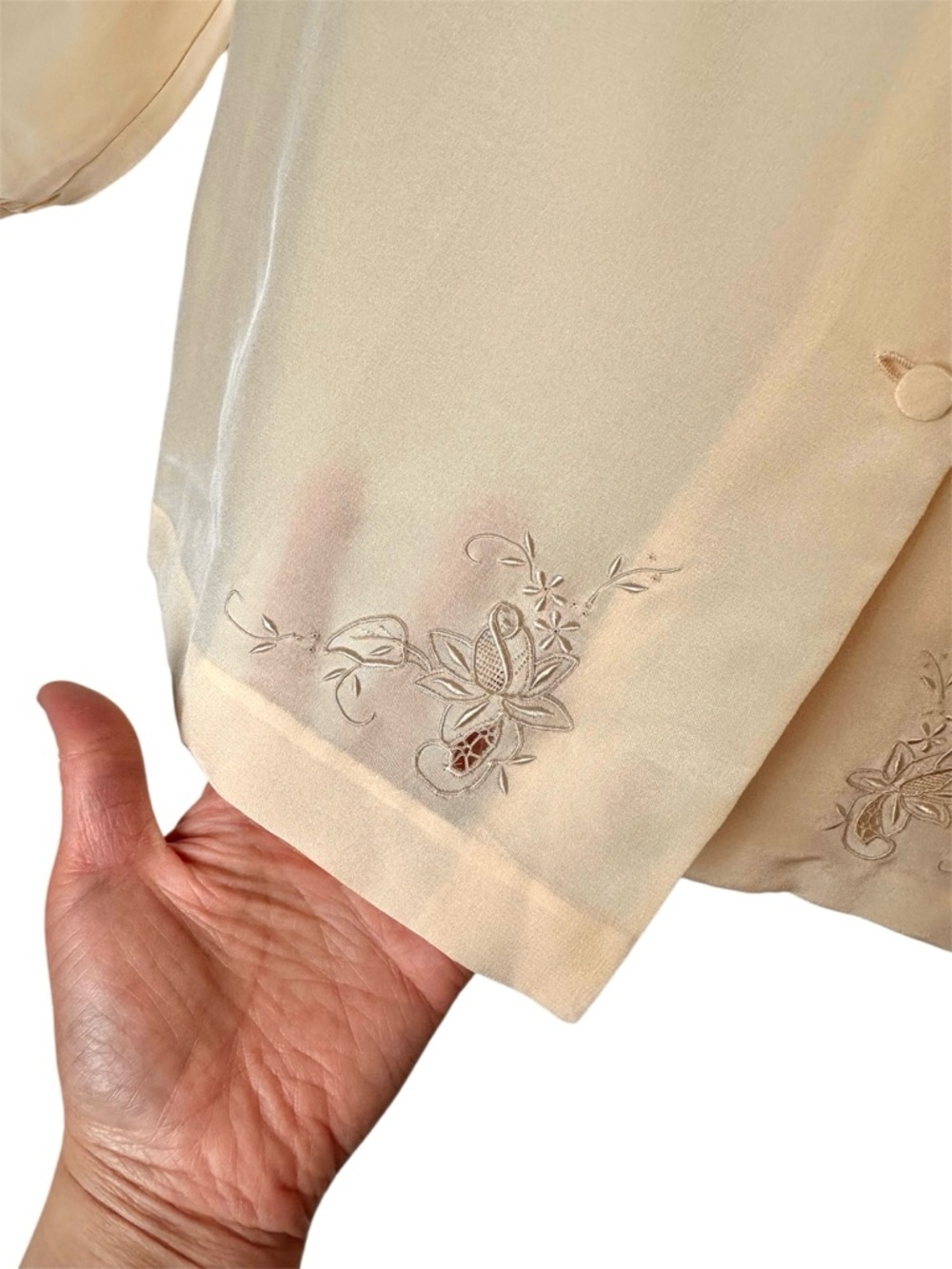 Vintage 100% Silk Embroidered Lace Cutout Blouse Feminine Prairiecore Romantic - Picture 8 of 12